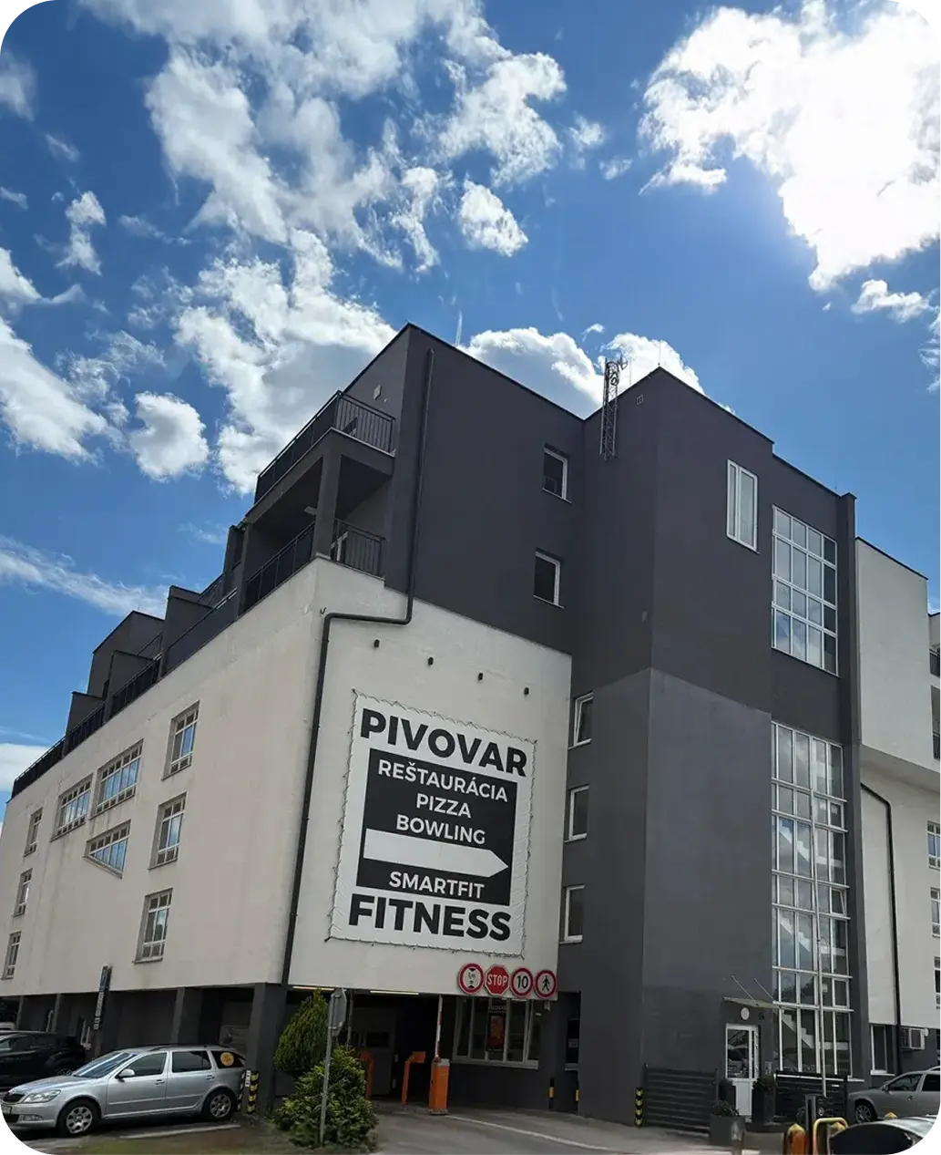 Parkovací dom ZV_06 1